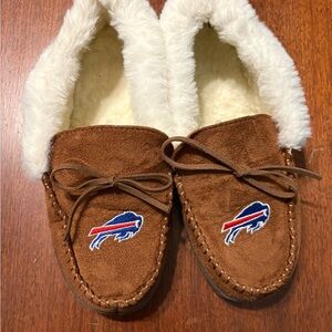 Women’s Brown Moccasin Slippers Buffalo bills